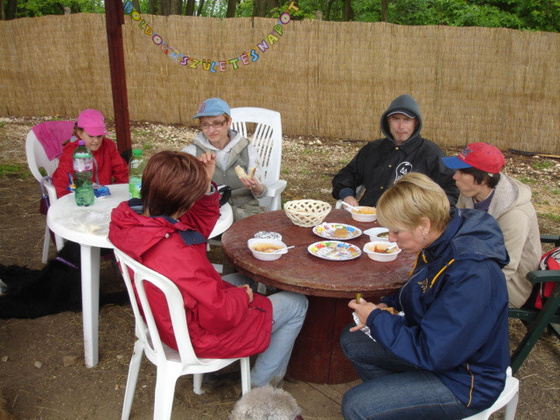 11535883_2d3edf242f5ee826bf98f05dafdcda28_m.jpg