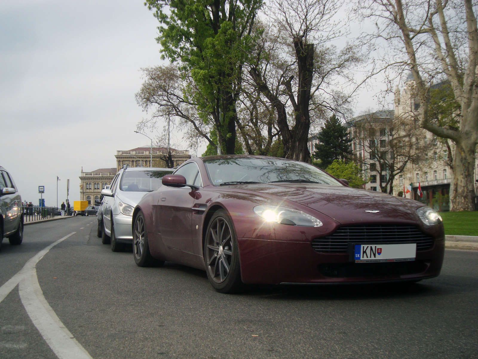 Aston Martin V8 Vantage