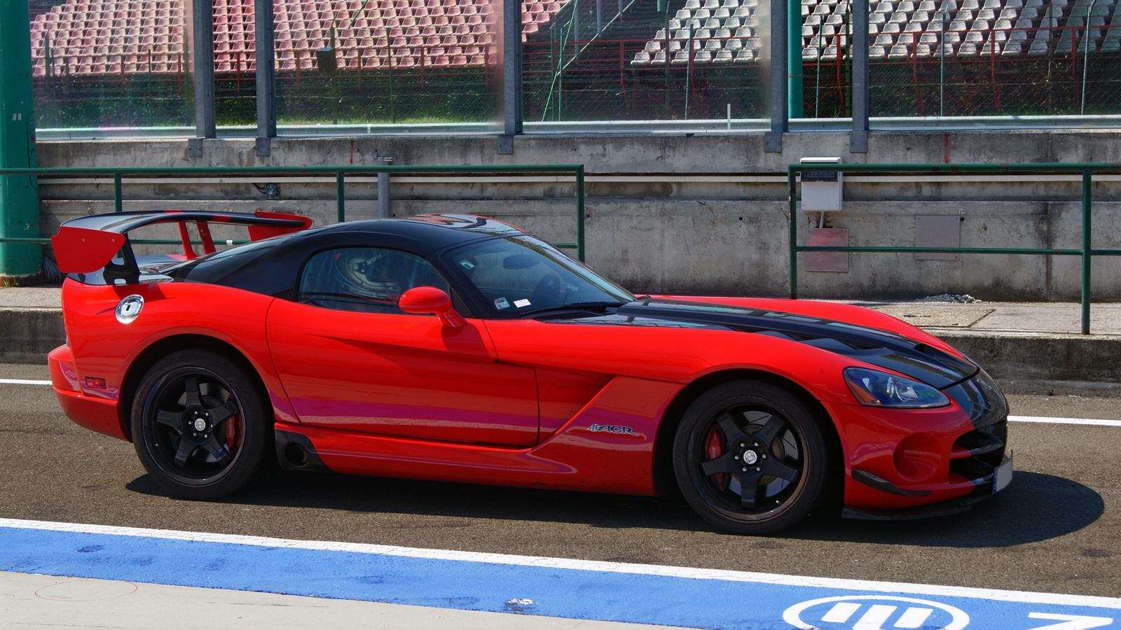 Dodge Viper ACR