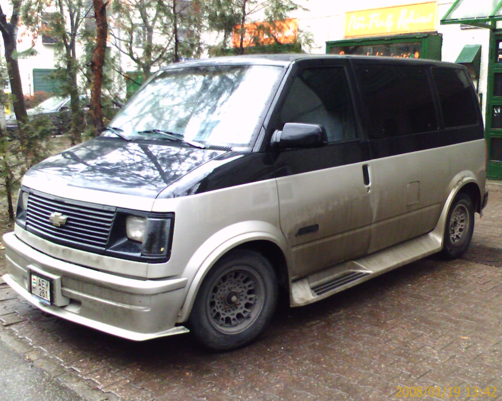 Chevrolet Astro BiColour IMAGE 00045