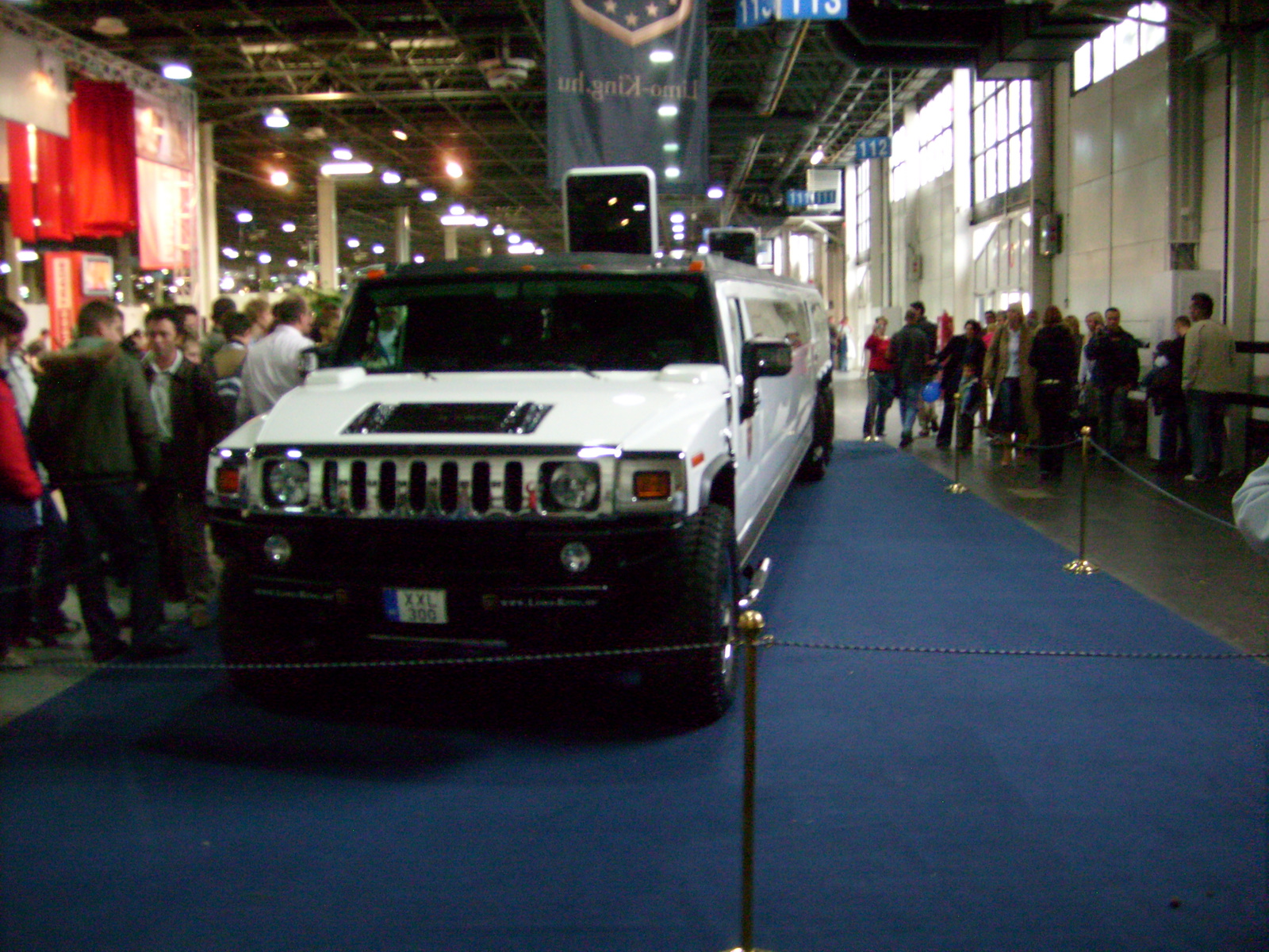 hummer limo