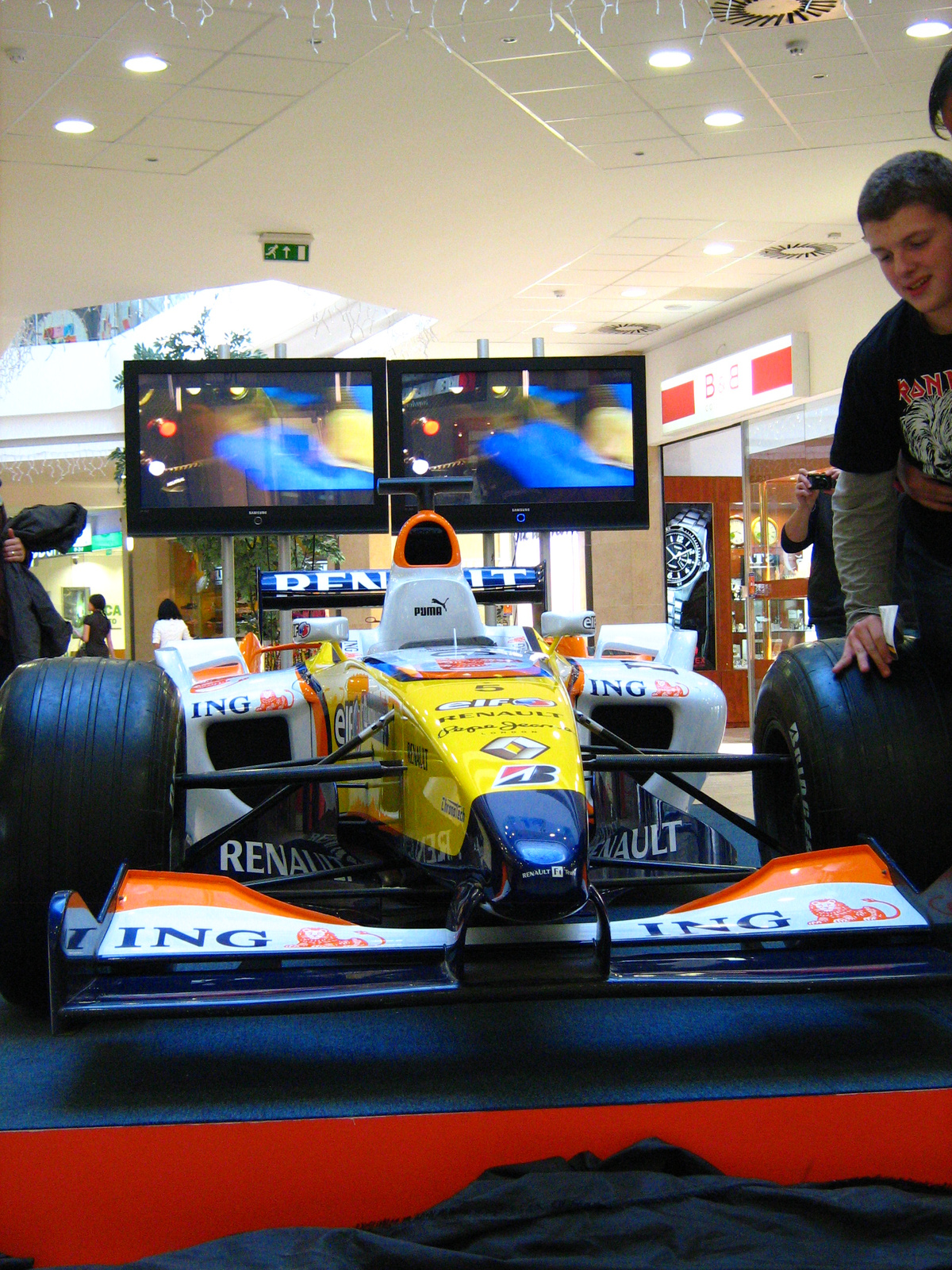 forma 1 auto.Alonso renault 2008 028