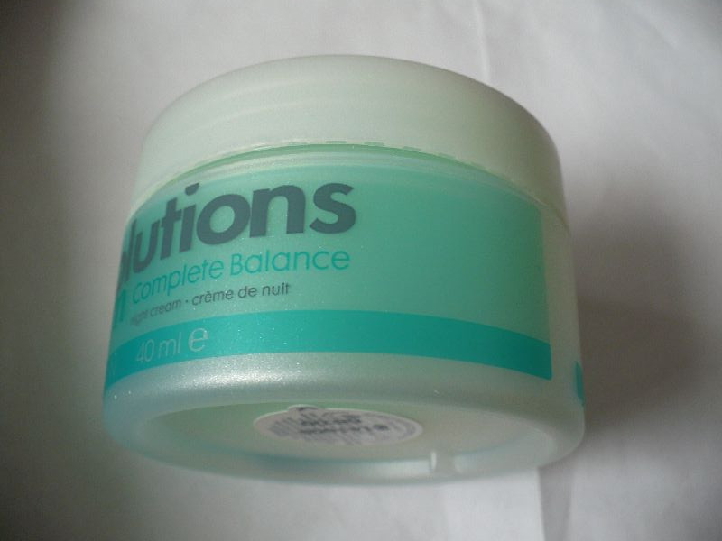 Arckrém Avon Solutions S complete balance éj, nap P1060338