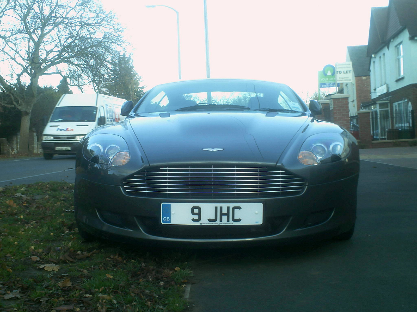 Aston Martin DB9 (2)