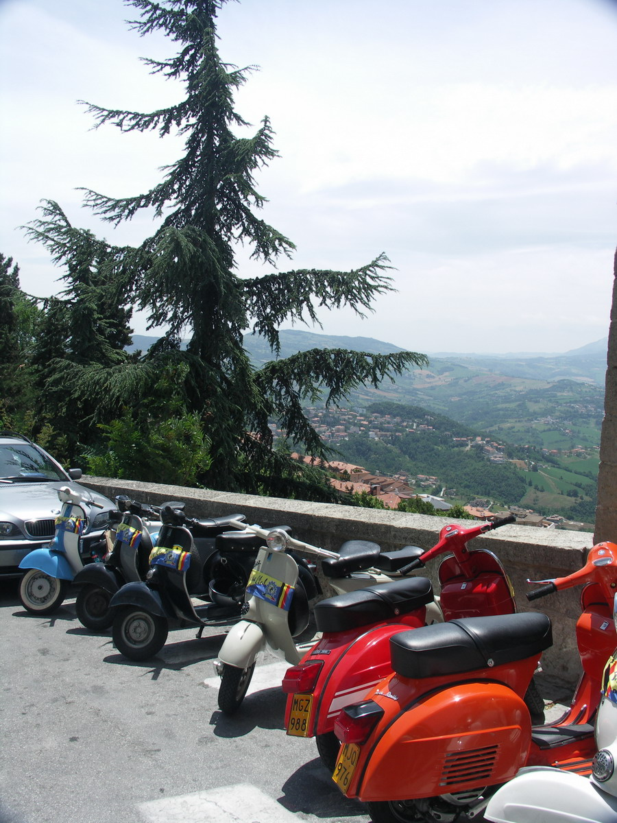 EuroVespa2007-SanMaino064