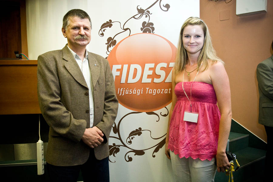 Fidesz IT Szarszo2010 435