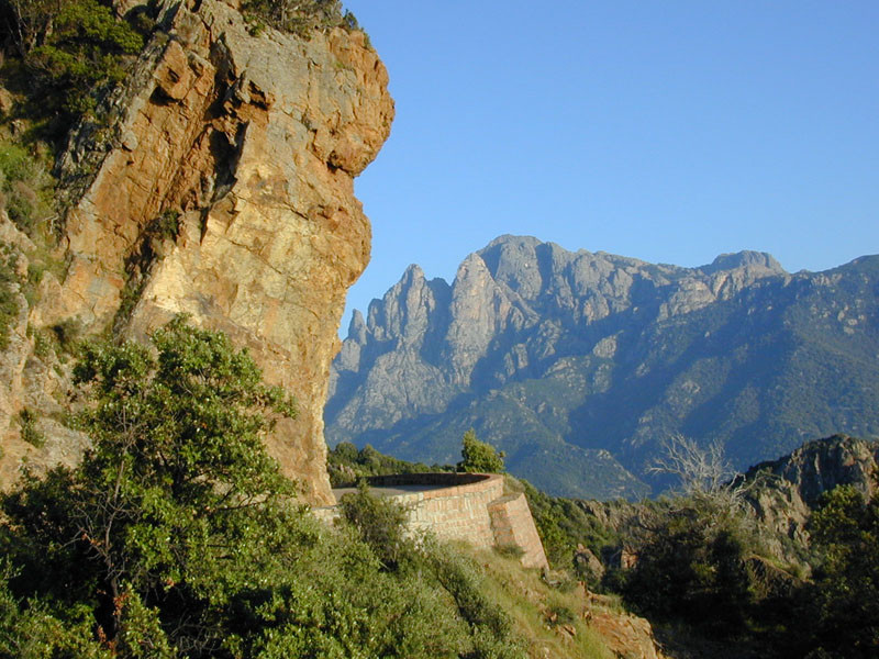 corsica cliffs