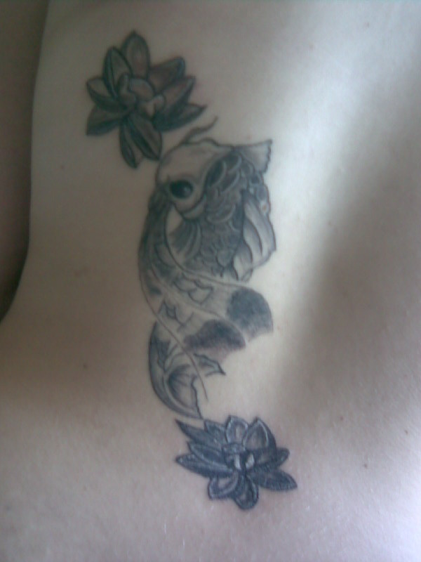 Koi hal tetoválás a hátamon