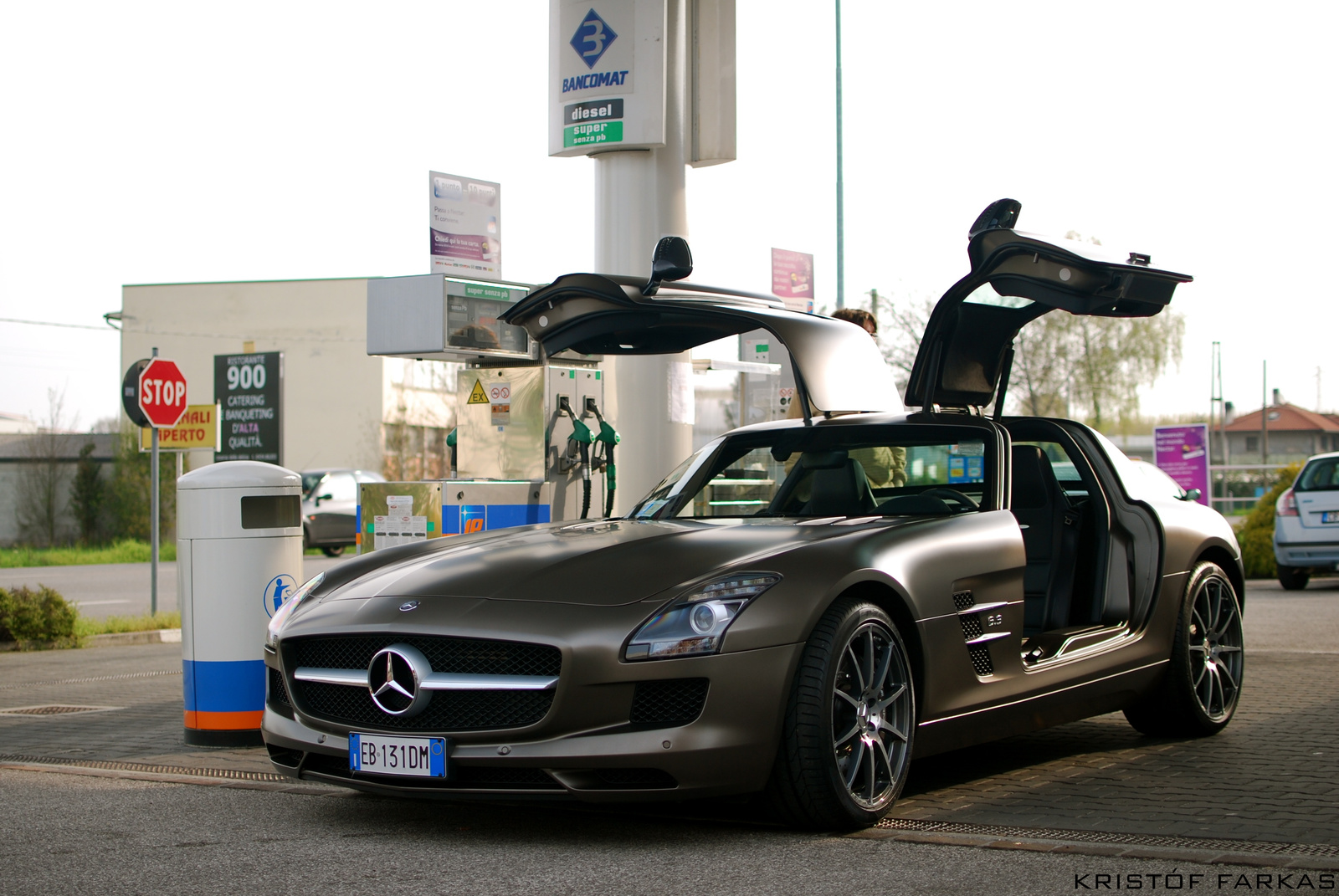 Mercedes SLS