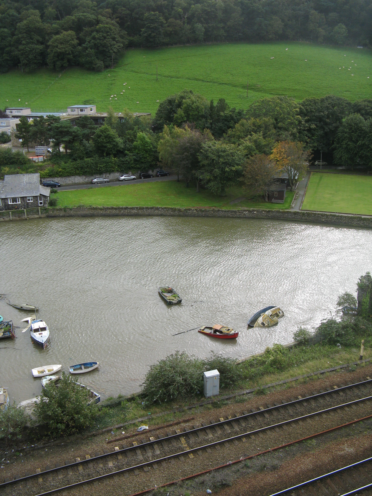 Sinking boats