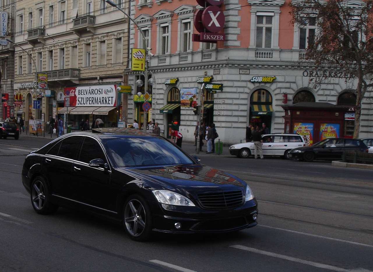 Mercedes-Benz S 63 AMG