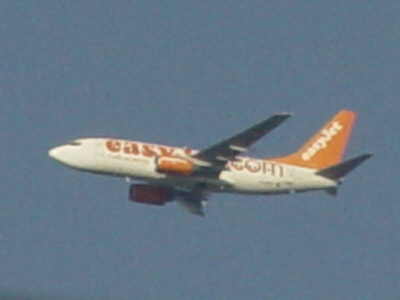 Easyjet Airbus Boeing 737-700