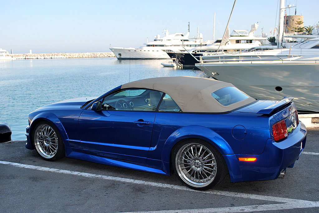 FORD MUSTANG 7