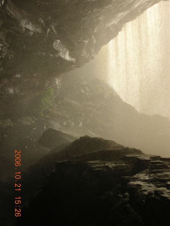 332 Canaima - Salto Wadaima