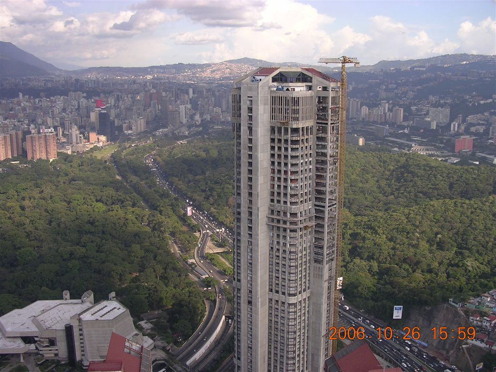 437 Caracas - Torre Oeste