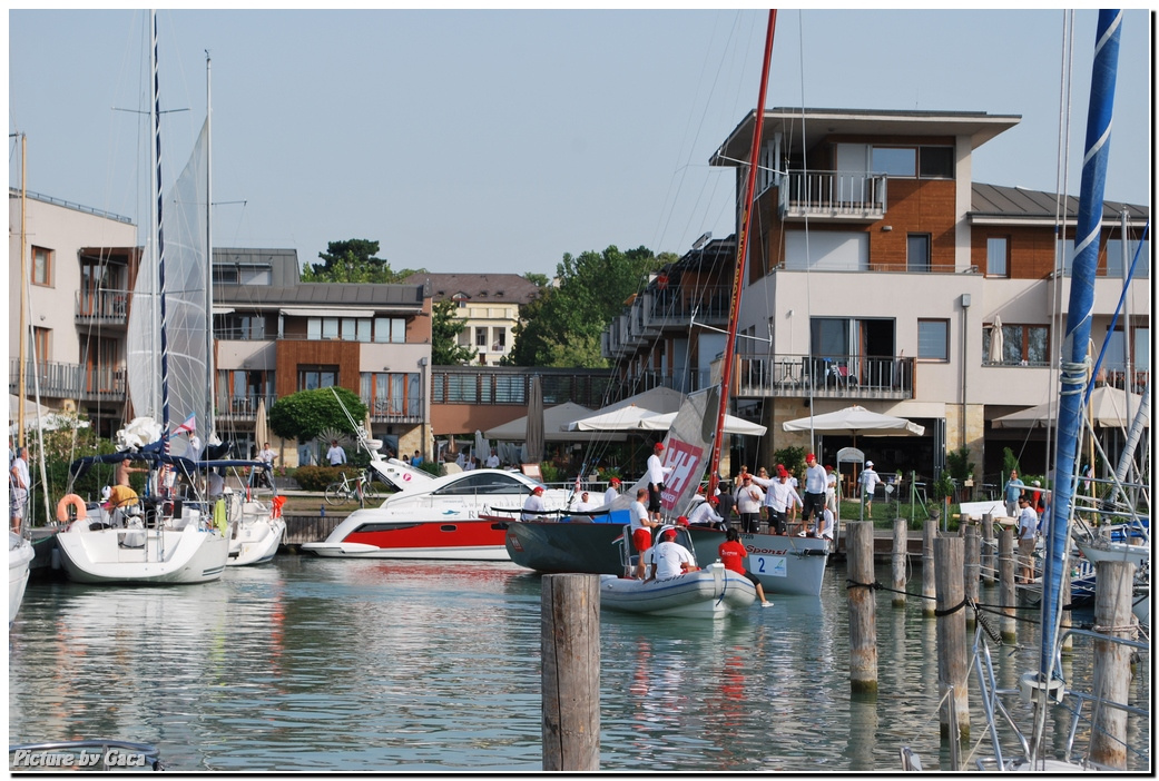 rafficasponzibalatonkékszalaggaca201100096