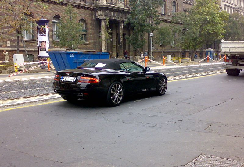 Aston Martin DB9 Volante