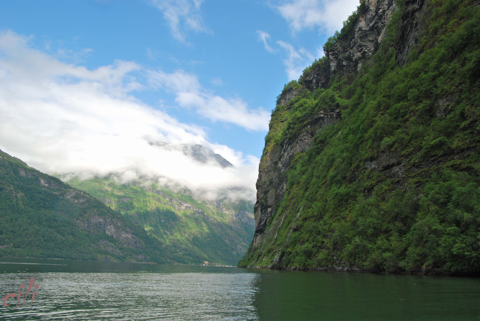 2011-07-04geiranger-45