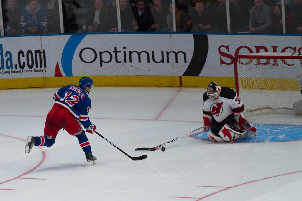 Rangers vs. Devils-1