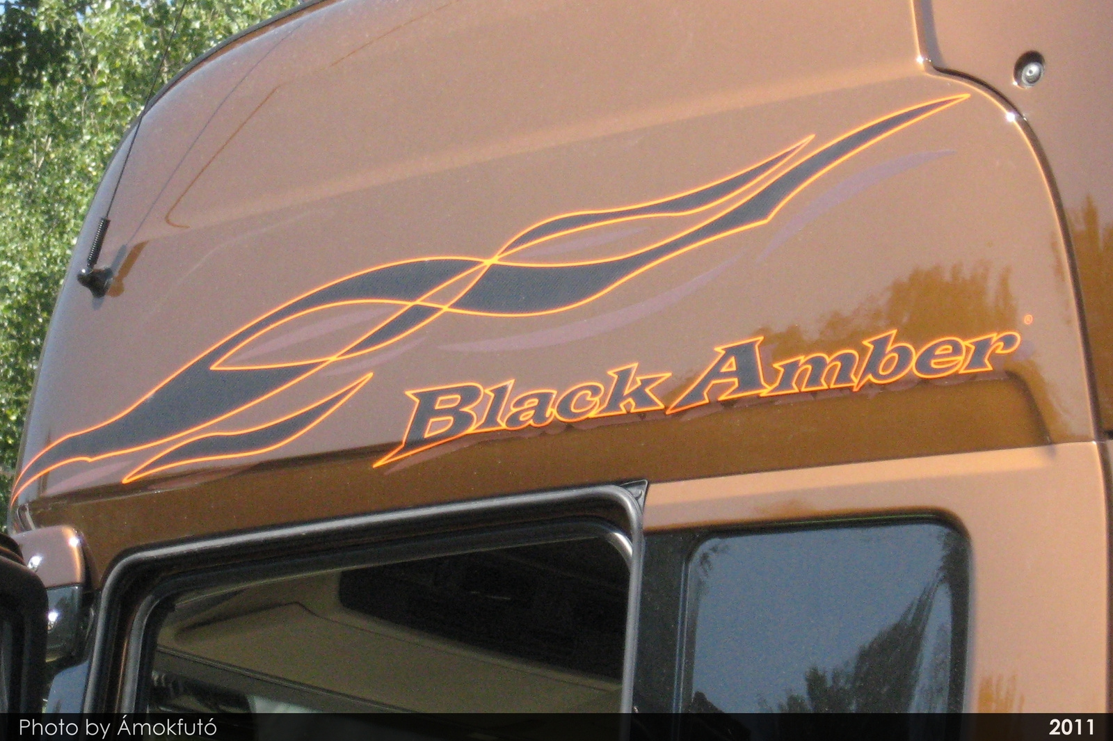 Scania R500 V8 Topline "Black Amber"