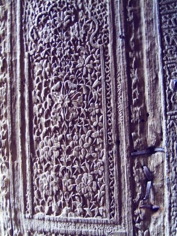 Kasan, a 12. századi Péntek-mecset ajtaja