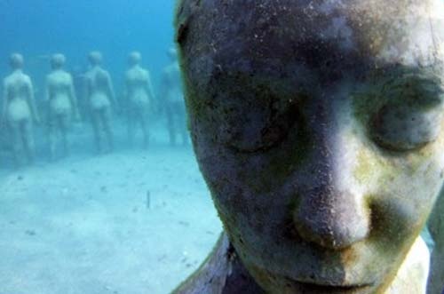 underwater sculpture2