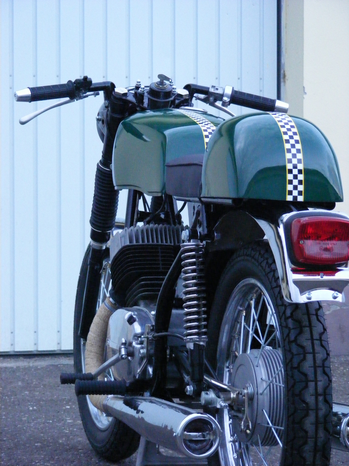 jawa 374