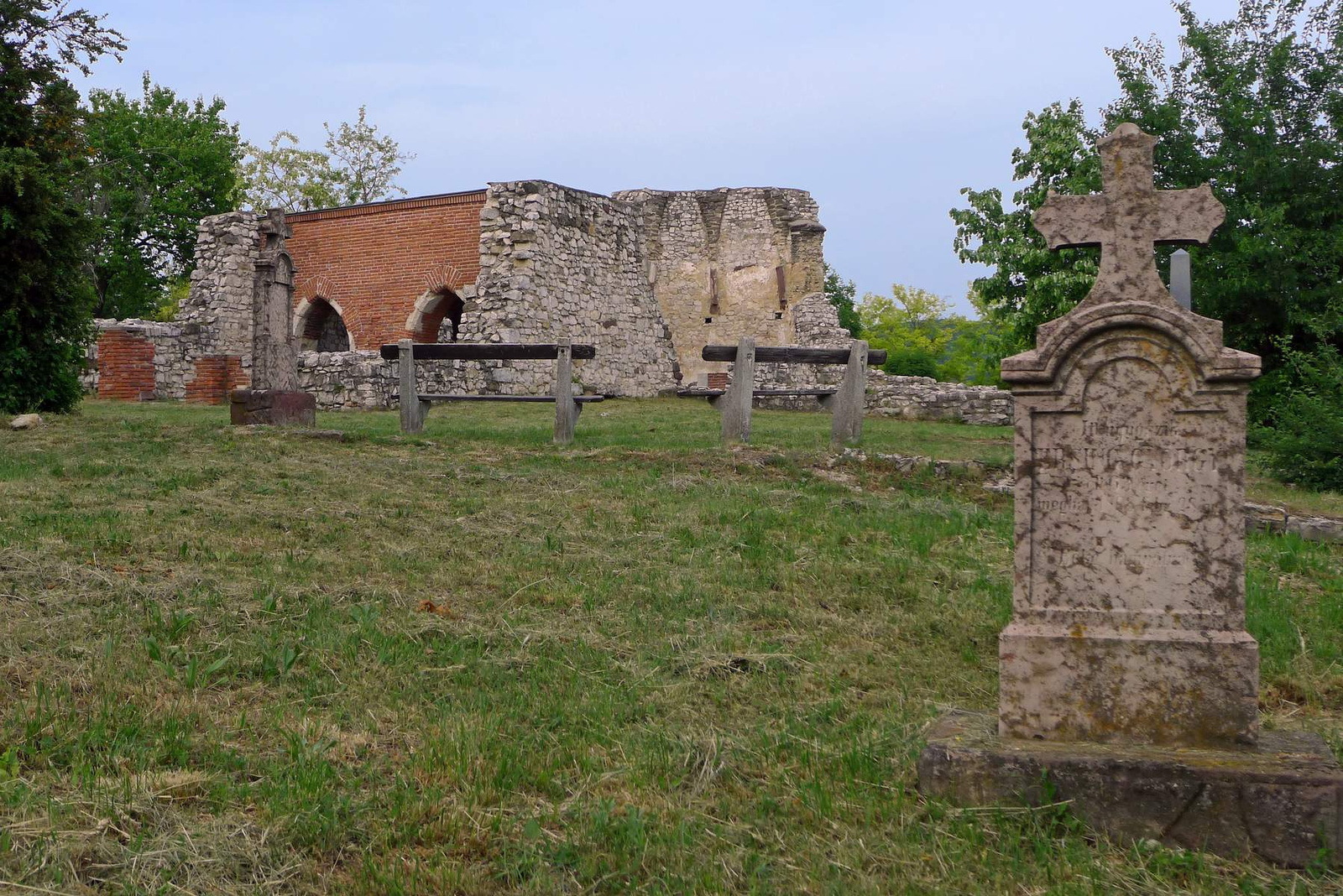 Papsokai-Siskei templomrom és temető II.