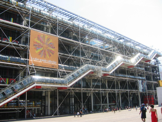 Centre Pompidou Beabourg (2)