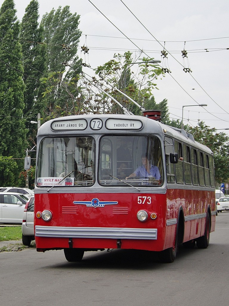 ZIU 5 a Troligarázsban 28 2010.09.25