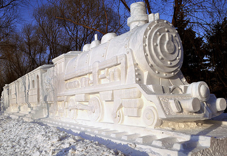 snow sculpture 50sfw