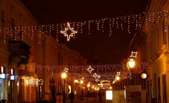 Eger -Ünnepi fények -Széchenyi u.