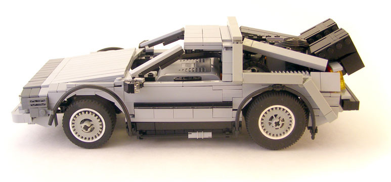 lego-delorean-remote-control-car-side-view