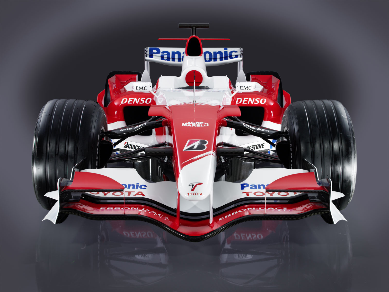 2007-Toyota-Racing-TF107-01