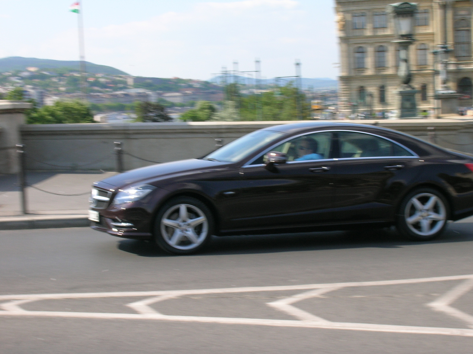 Mercedes-Benz CLS