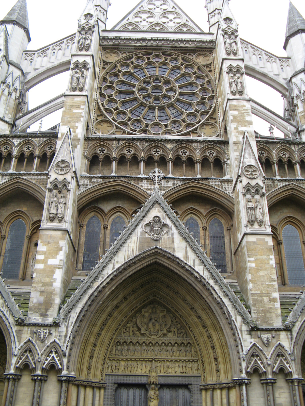 17 Westminster apátság északi kapuja