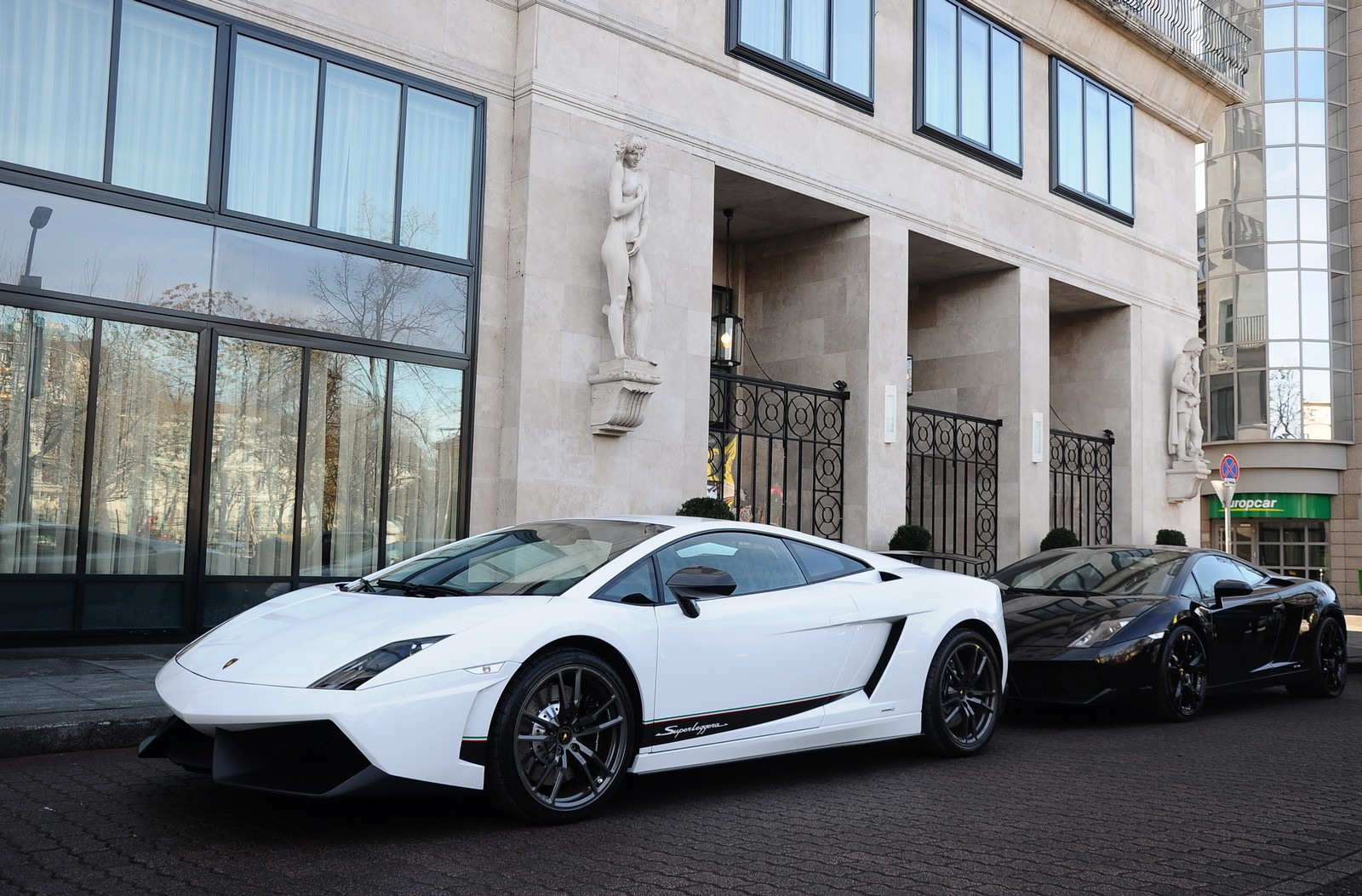 Lamborghini Gallardo LP570 Superleggera - LP560