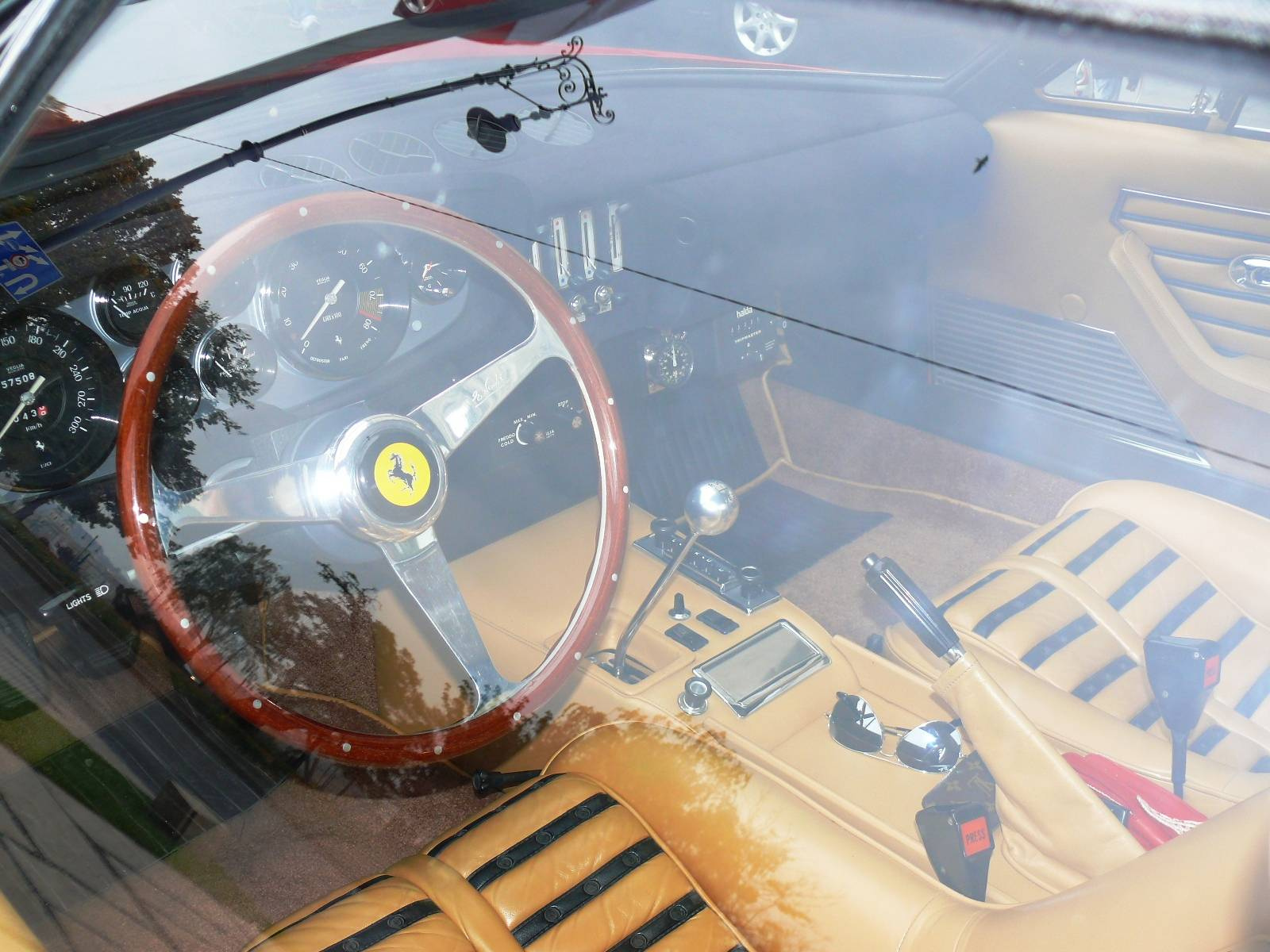 Ferrari 365 GTB Daytona