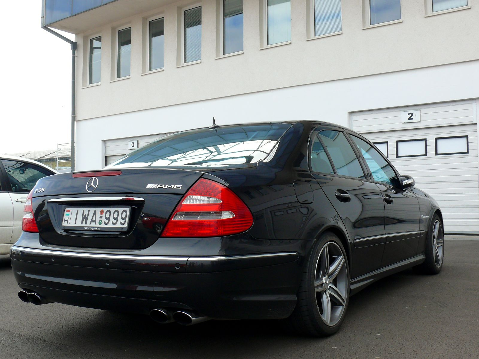 Mercedes E55 AMG