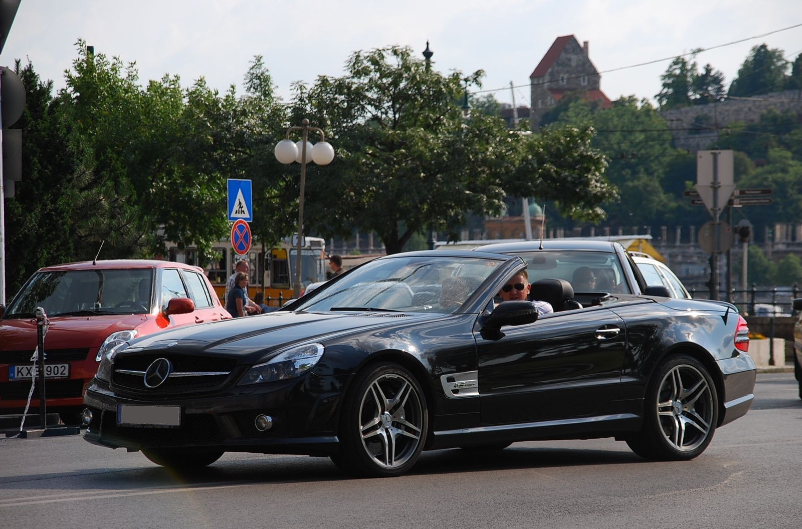 Mercedes SL 63 AMG