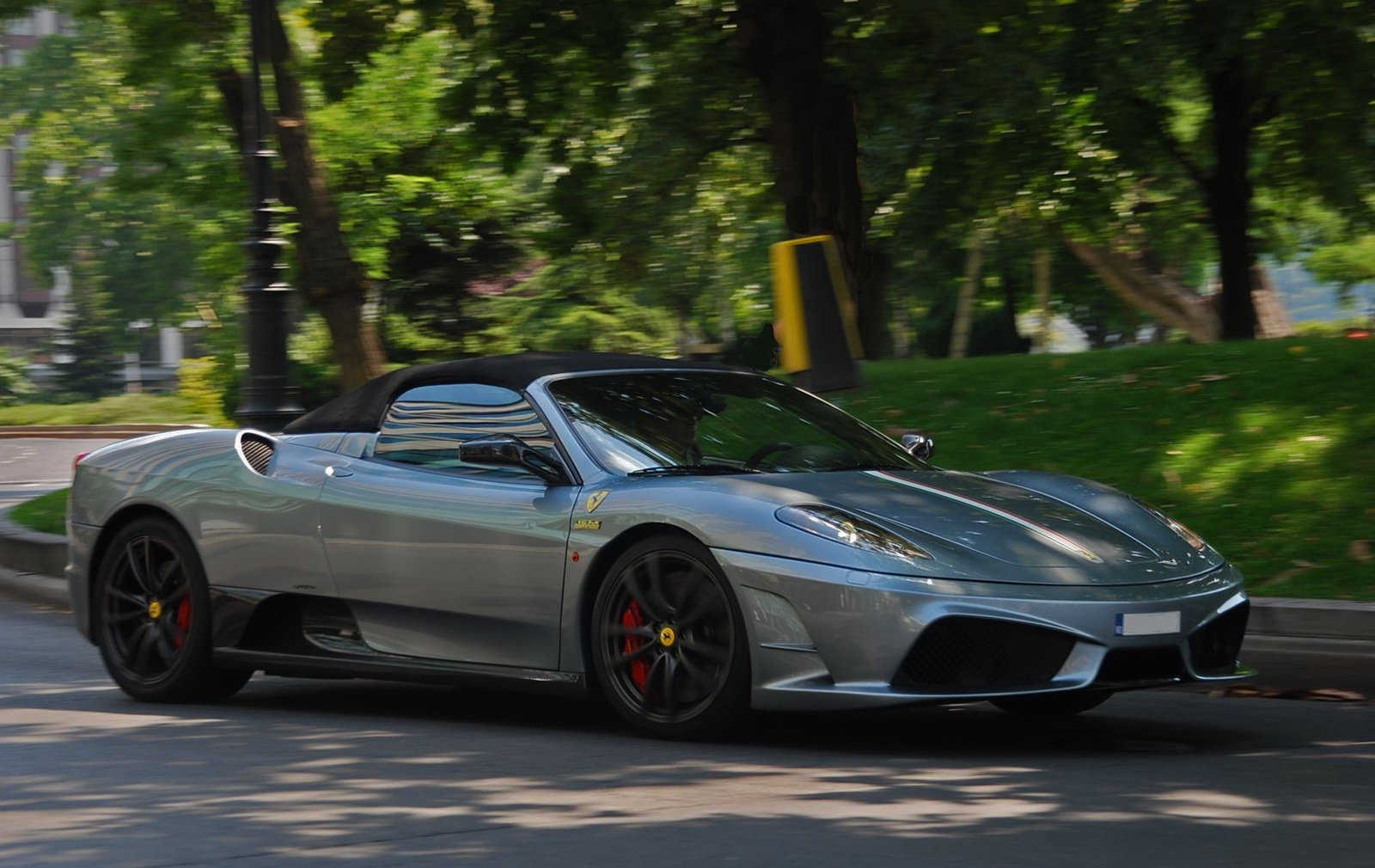 Ferrari 430 Scuderia Spider 16M