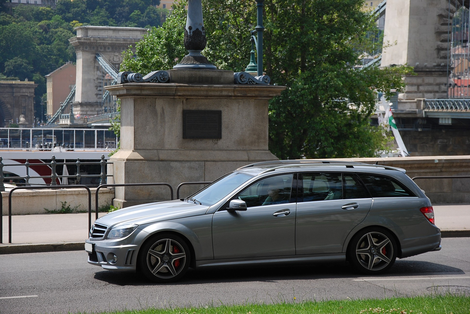 Mercedes C63 AMG T