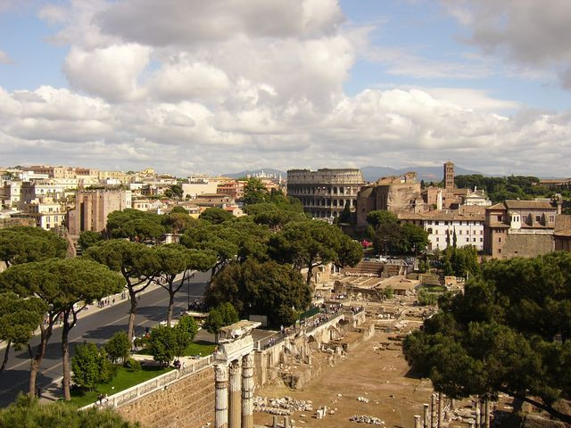 Colosseum a távolból