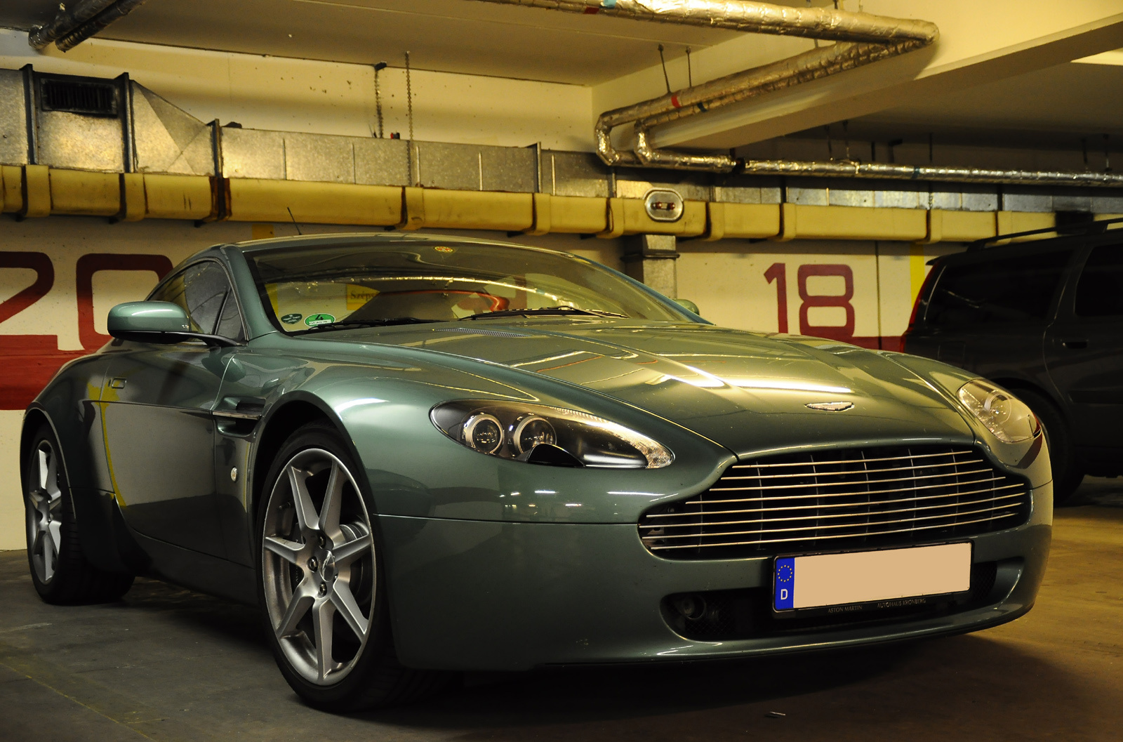 Aston Martin V8 Vantage