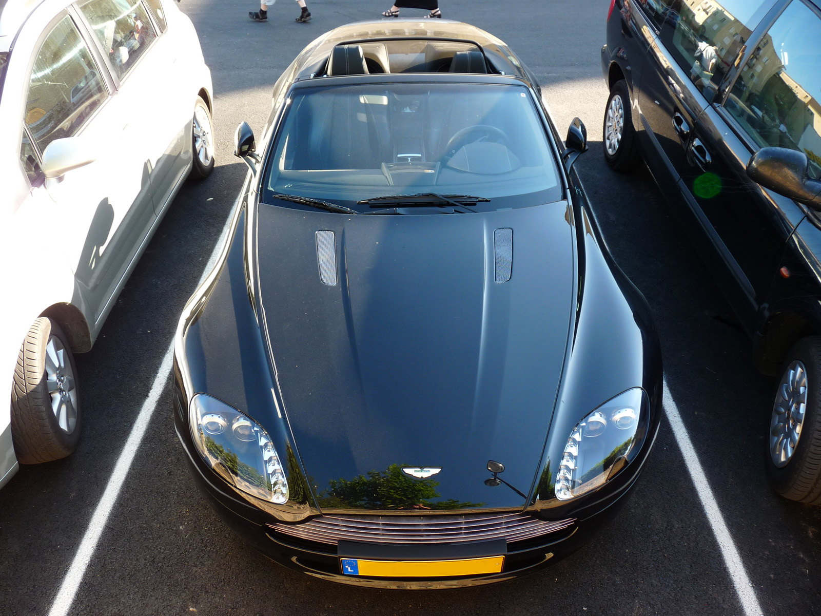 Aston Martin V8 Vantage Roadster