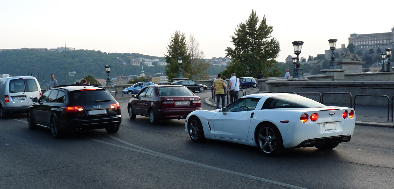 Corvette C6 - Audi RS6 Avant