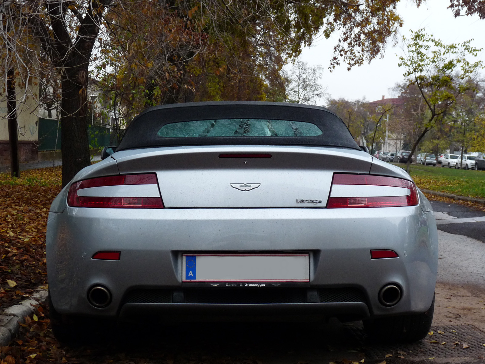 Aston Martin V8 Vantage Roadster