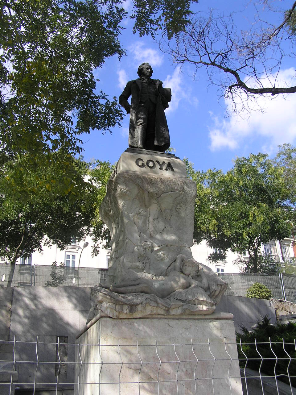 0857 Madrid Prado Goya szobor