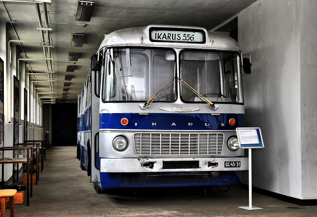 Ikarus