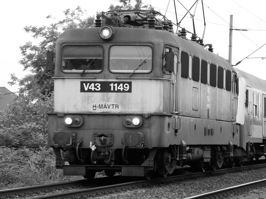 V43 1149